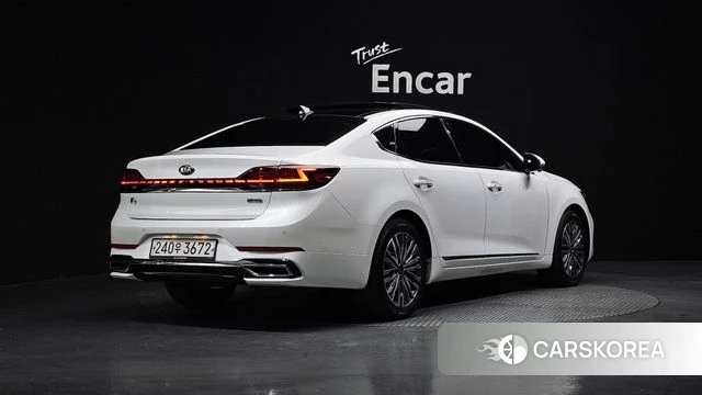 Kia K7 Premier Hybrid 2021 Белый из Кореи