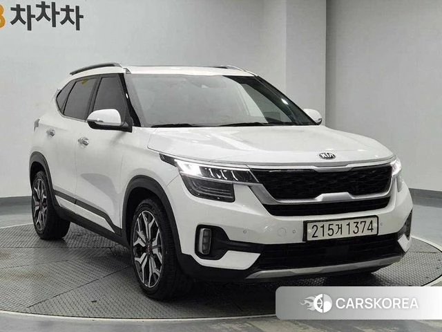 Kia Seltos 2019 Белый из Кореи