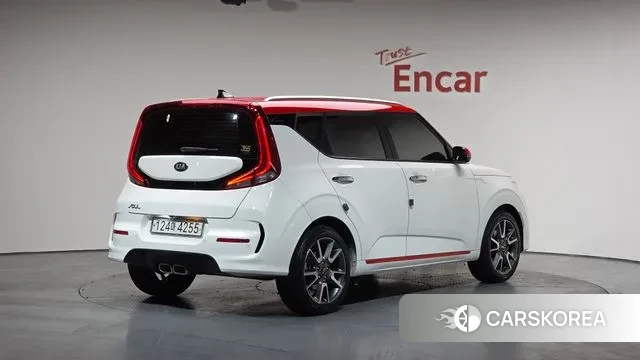 Kia Soul Booster 2019 Белый из Кореи
