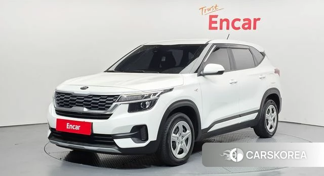 Kia Seltos 2021 Белый из Кореи