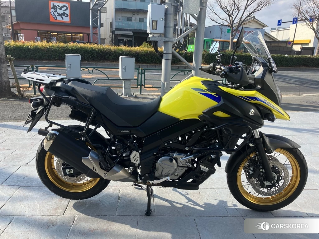 Проданный Suzuki V-STROM 650 DL650 ABS 2022 из Японии, фото 2