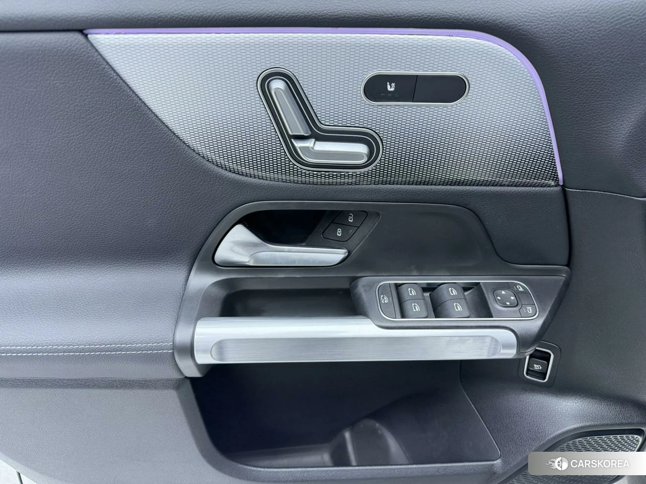 Mercedes-Benz GLB 2020 Белый из Китая