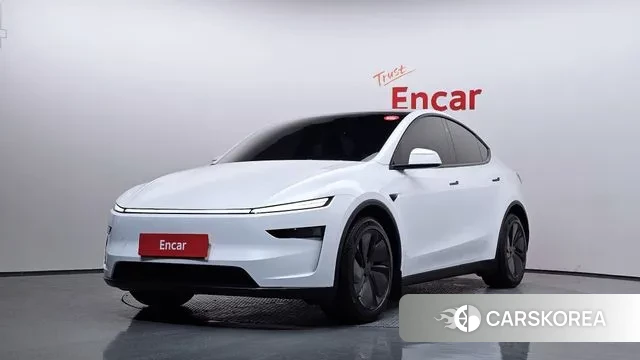Tesla Model Y 2025 Белый из Кореи