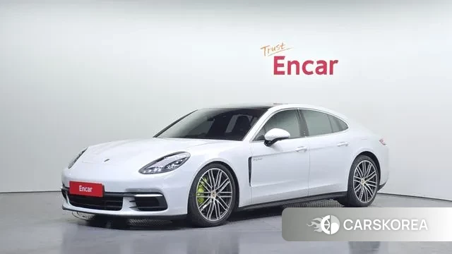 Porsche Panamera (971) 2018 Белый из Кореи