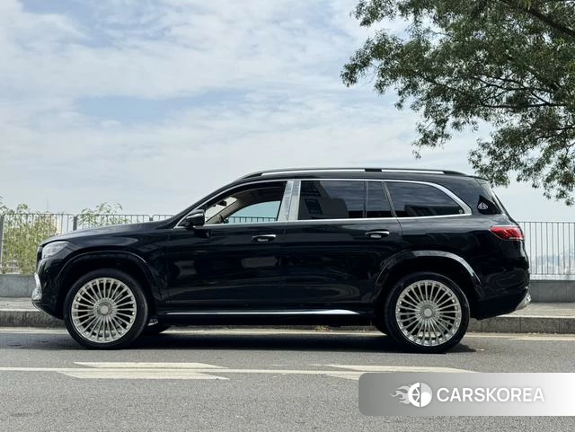 Mercedes-Benz Maybach GLS 2021 Черный из Китая
