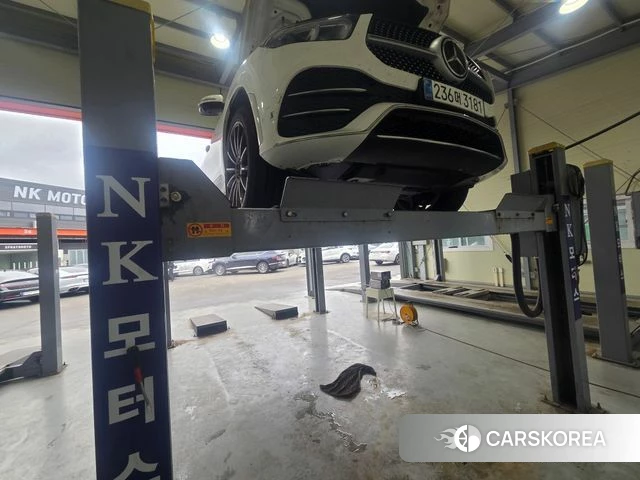 Mercedes-Benz GLE-Class W167 2023 Белый из Кореи