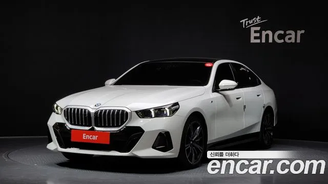 BMW 5 Series (G60) 2023 Белый из Кореи