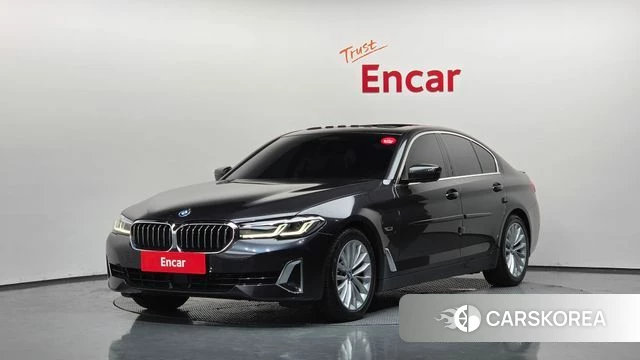 BMW 5 Series (G30) 2022 Серый из Кореи