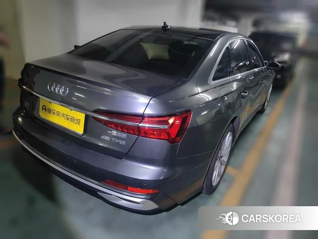 Audi A6L 2023 Темно-серый из Китая