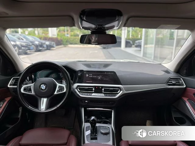BMW 3 series 2022 Белый из Китая