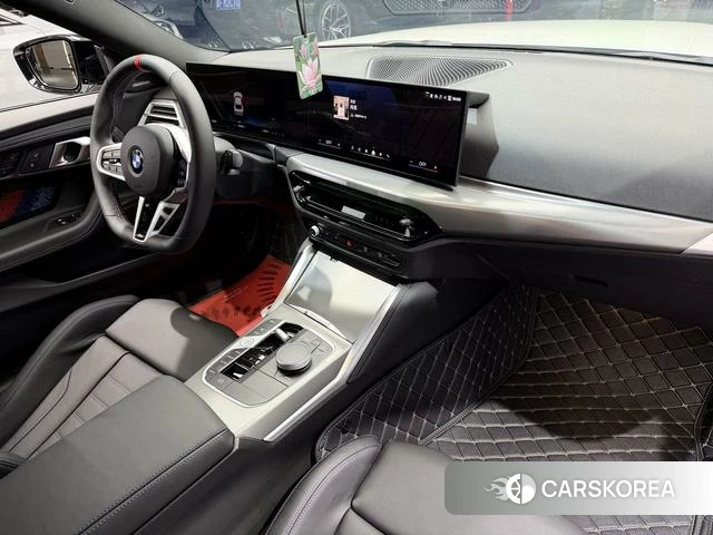 BMW 2 series (imported) 2026 Белый из Китая