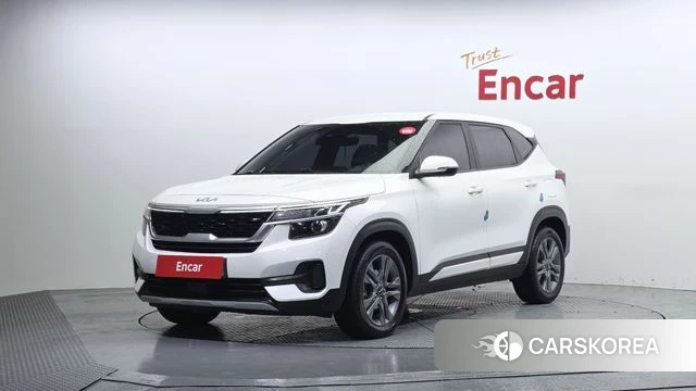 Kia Seltos 2022 Белый из Кореи