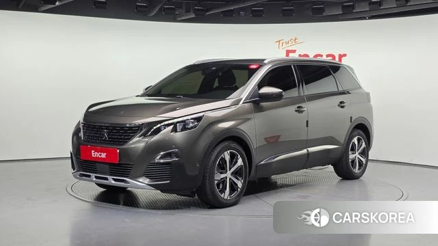Peugeot 5008 second generation 2018 Серый из Кореи