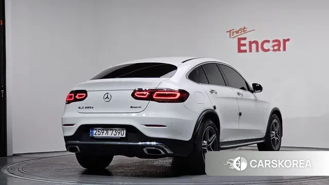 Mercedes-Benz GLC-Class X253 2021 Белый из Кореи