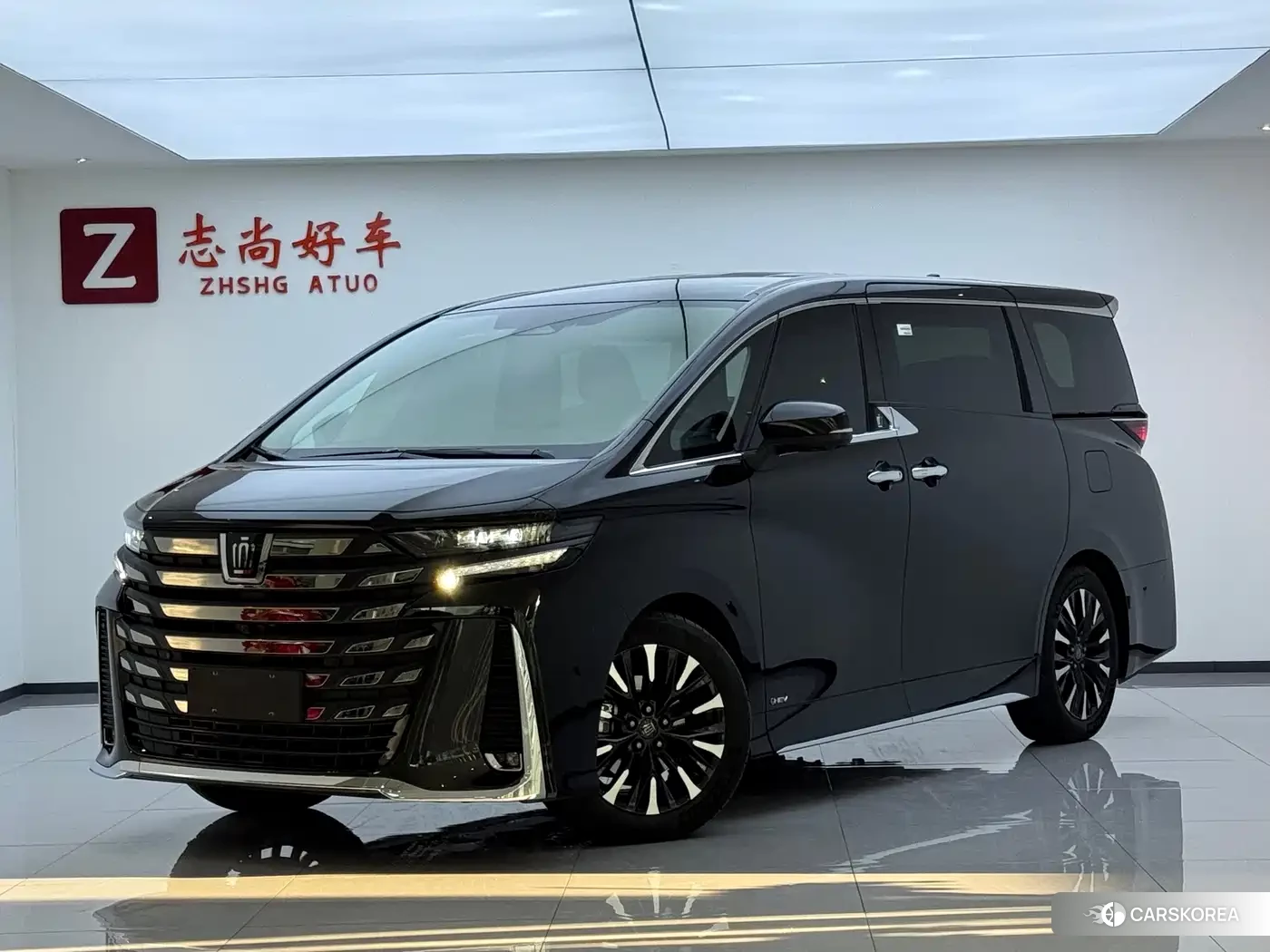 Toyota Vellfire 2024 Черный из Китая