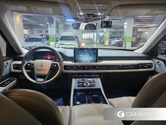 Lincoln Aviator 2nd generation 2021 Небесно-голубой из Кореи