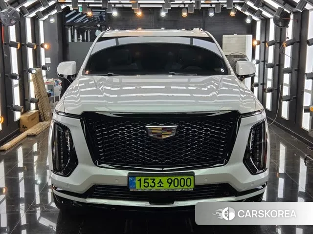 Cadillac Escalade 5th Generation 2025 Белый из Кореи