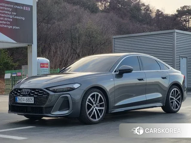 Audi A5 (B10) 2025 Серый из Кореи