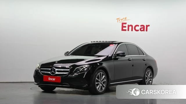 Mercedes-Benz E-Class W213 2019 Черный из Кореи