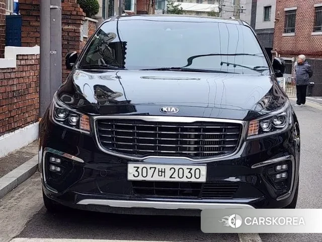Kia The New Carnival 2020 Черный из Кореи
