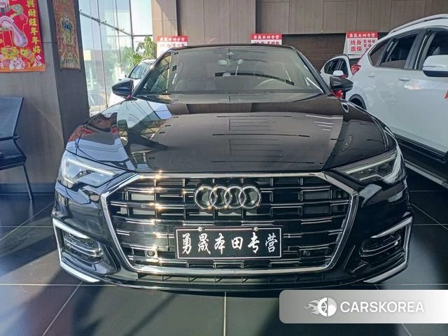 Audi A6L 2021 Черный из Китая