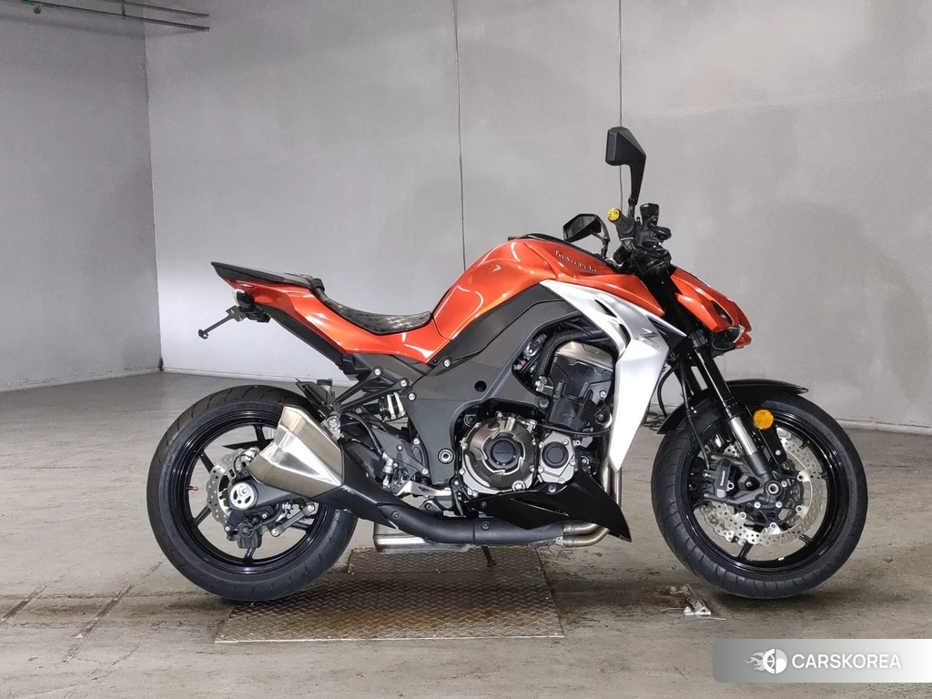 Проданный Kawasaki Z1000 2016 из Японии