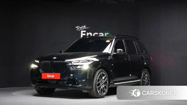 BMW X7 (G07) 2025 Черный из Кореи