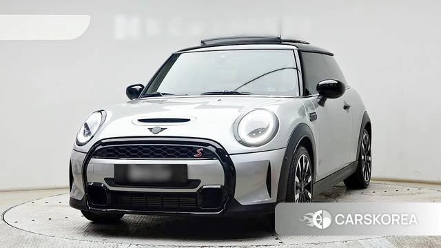 Mini Cooper S 2023 Серебряный из Кореи