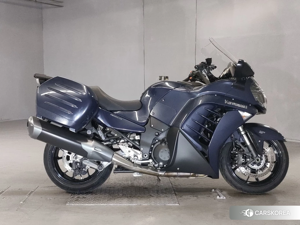 Проданный Kawasaki 1400GTR 2017 из Японии, фото 2