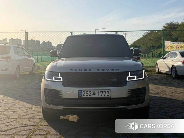 Land Rover Range Rover 4th Generation 2018 Песочный из Кореи