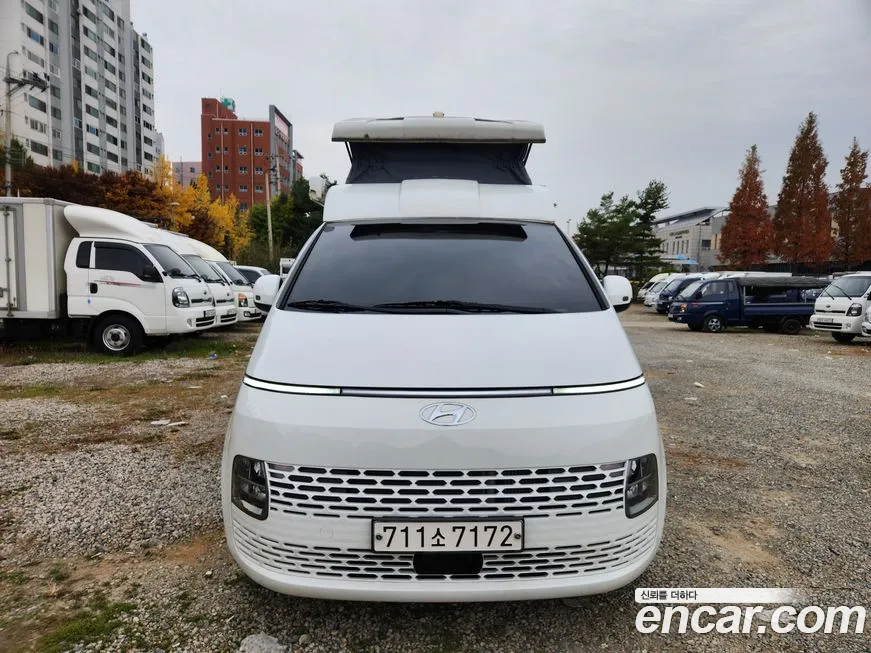 Hyundai Staria 2021 Белый из Кореи