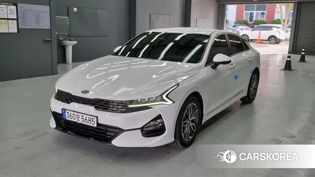 Kia K5 3rd generation 2020 Белый из Кореи