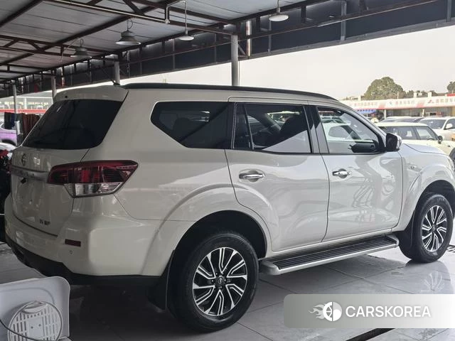 Nissan Tuda 2022 Белый из Китая