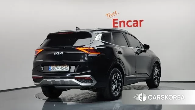 Kia Sportage 5th Generation Hybrid 2023 Черный из Кореи
