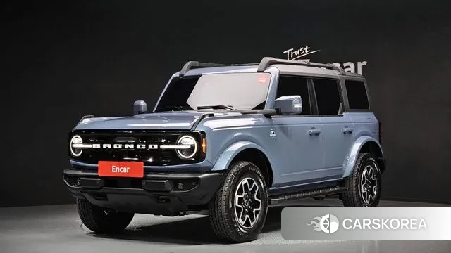 Ford Bronco 6th Generation 2023 Небесно-голубой из Кореи