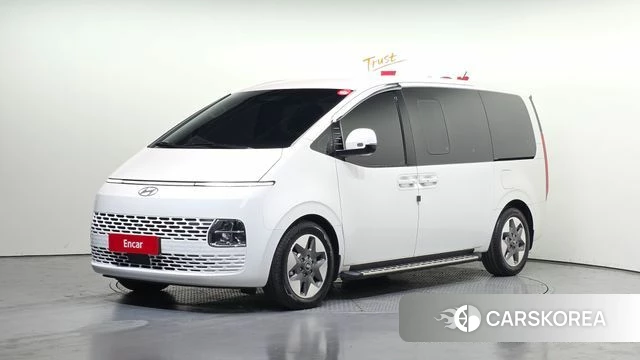 Hyundai Staria 2025 Белый из Кореи