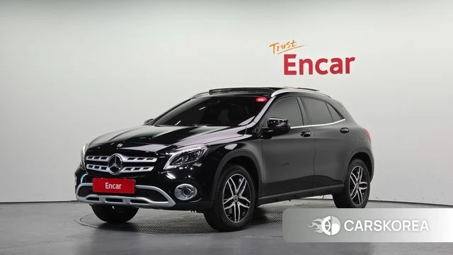 Mercedes-Benz GLA-Class X156 2019 Черный из Кореи