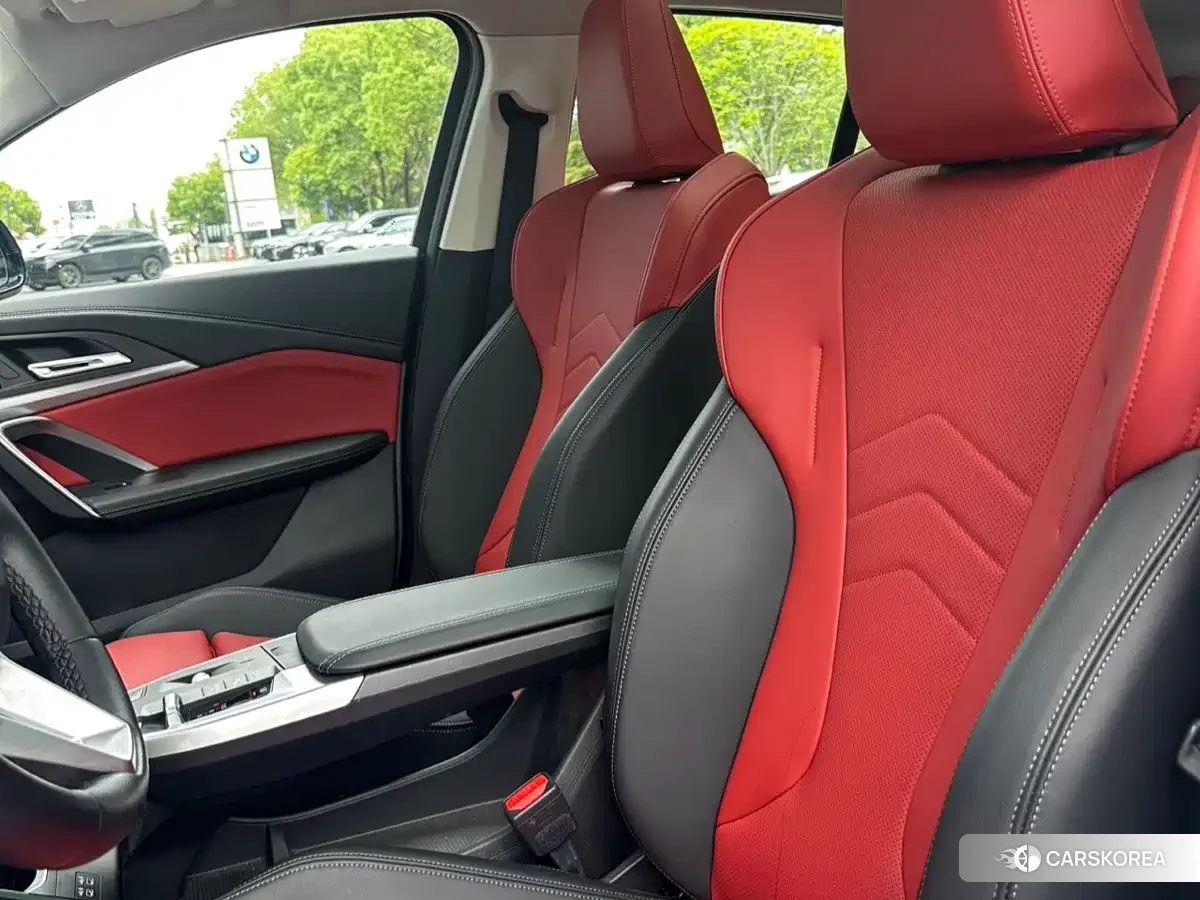 BMW X2 2024 Silver/gray из Китая