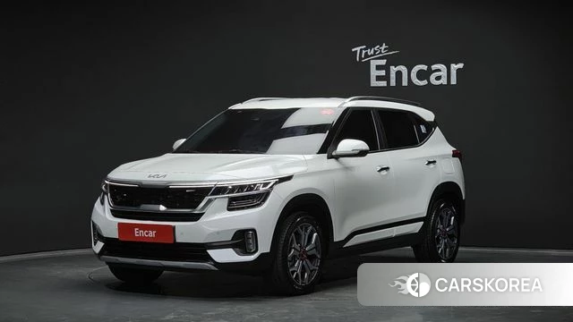 Kia Seltos 2022 Белый из Кореи