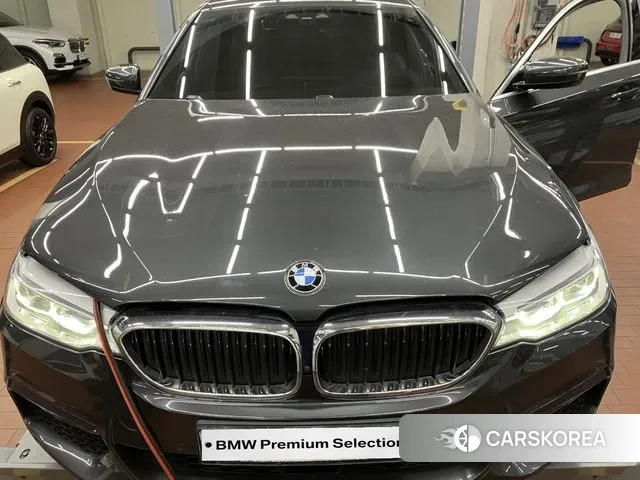 BMW 5 Series (G30) 2020 Серый из Кореи