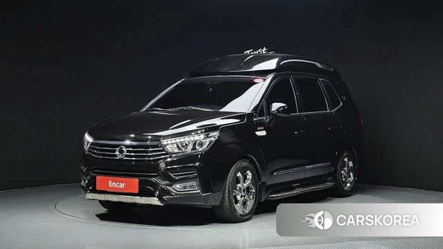 Ssangyong Korando Turismo 2018 Черный из Кореи