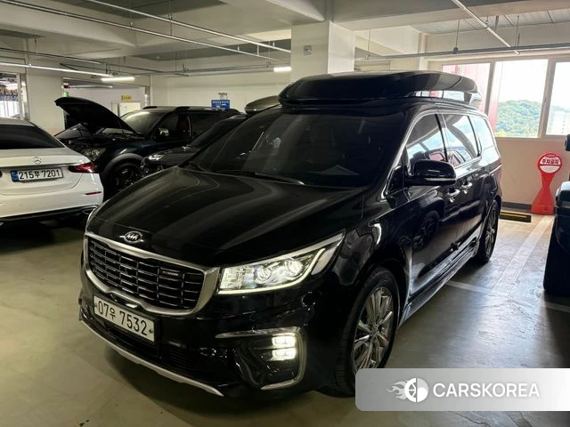 Kia The New Carnival 2018 Черный из Кореи