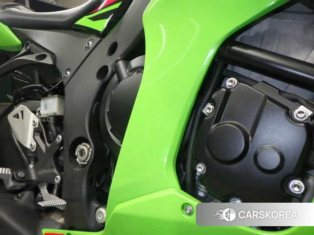 Engine photo