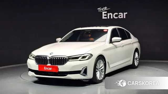 BMW 5 Series (G30) 2022 Белый из Кореи