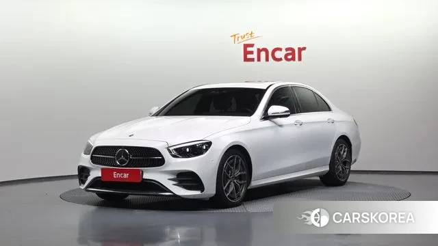 Mercedes-Benz E-Class W213 2020 Белый из Кореи