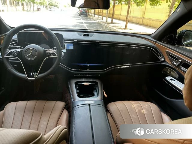 Mercedes-Benz E-class 2024 Черный из Китая