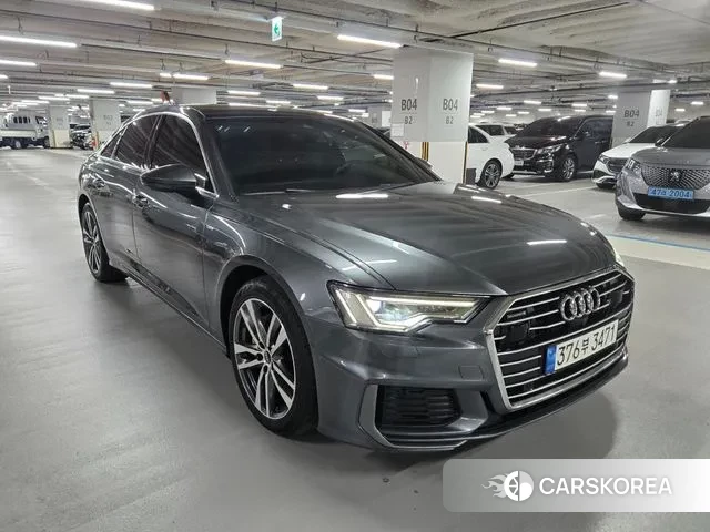 Audi A6 (C8) 2022 Серый из Кореи