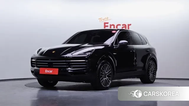 Porsche Cayenne (PO536) 2022 Черный из Кореи