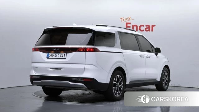 Kia Carnival 4th generation 2022 Белый из Кореи