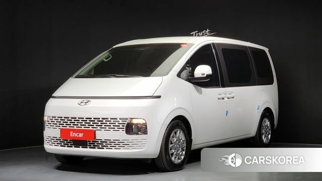 Hyundai Staria 2022 Белый из Кореи